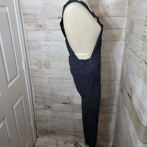 Distressed overalls - Picture 3 of 5